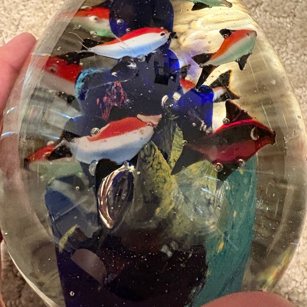 Paperweight Fish And Coral Under The Sea Aquarium Art Glass Murano Style - Picture 8 of 14